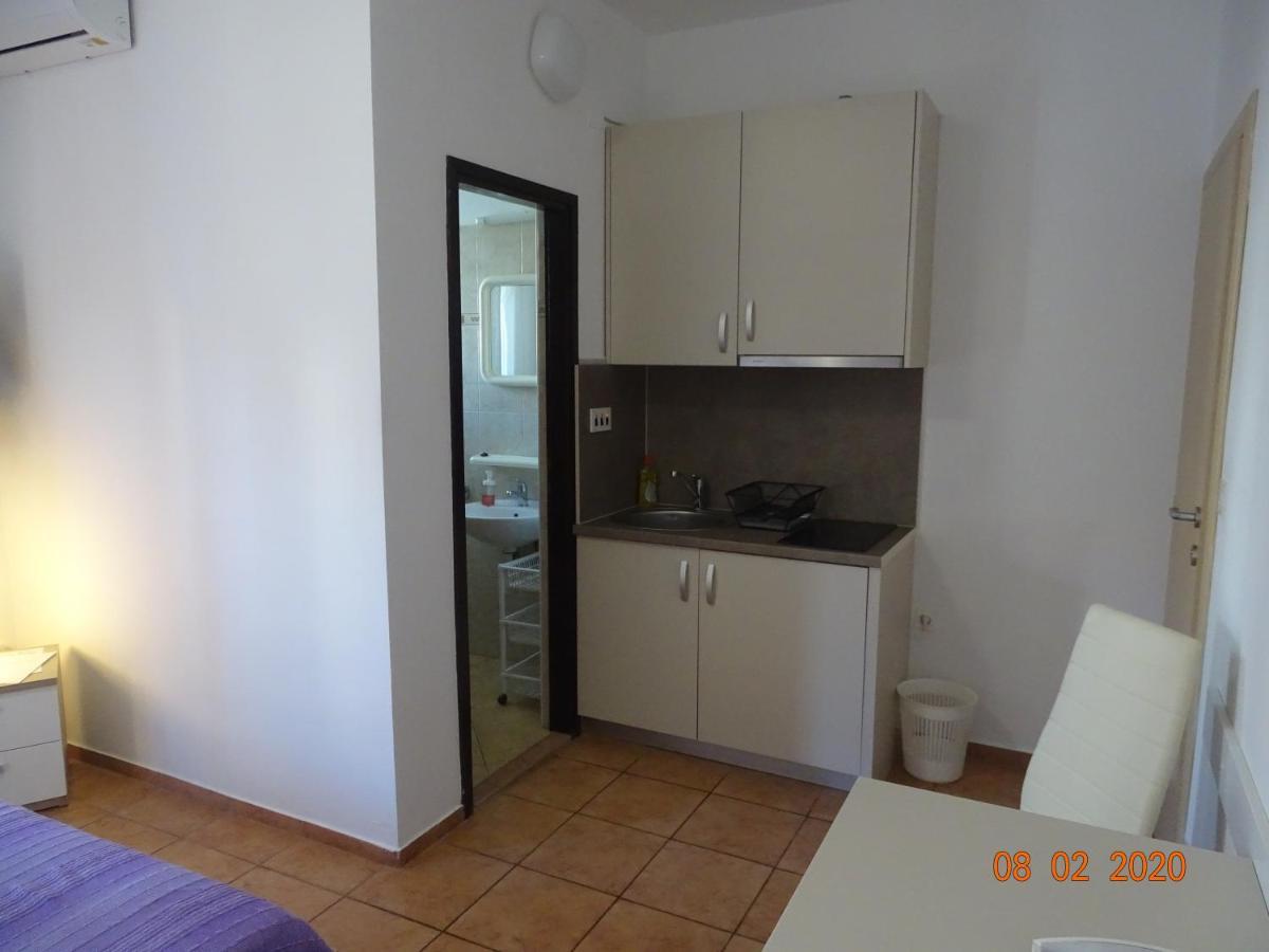 Apartments Antea & Magdalena Pirovac Esterno foto
