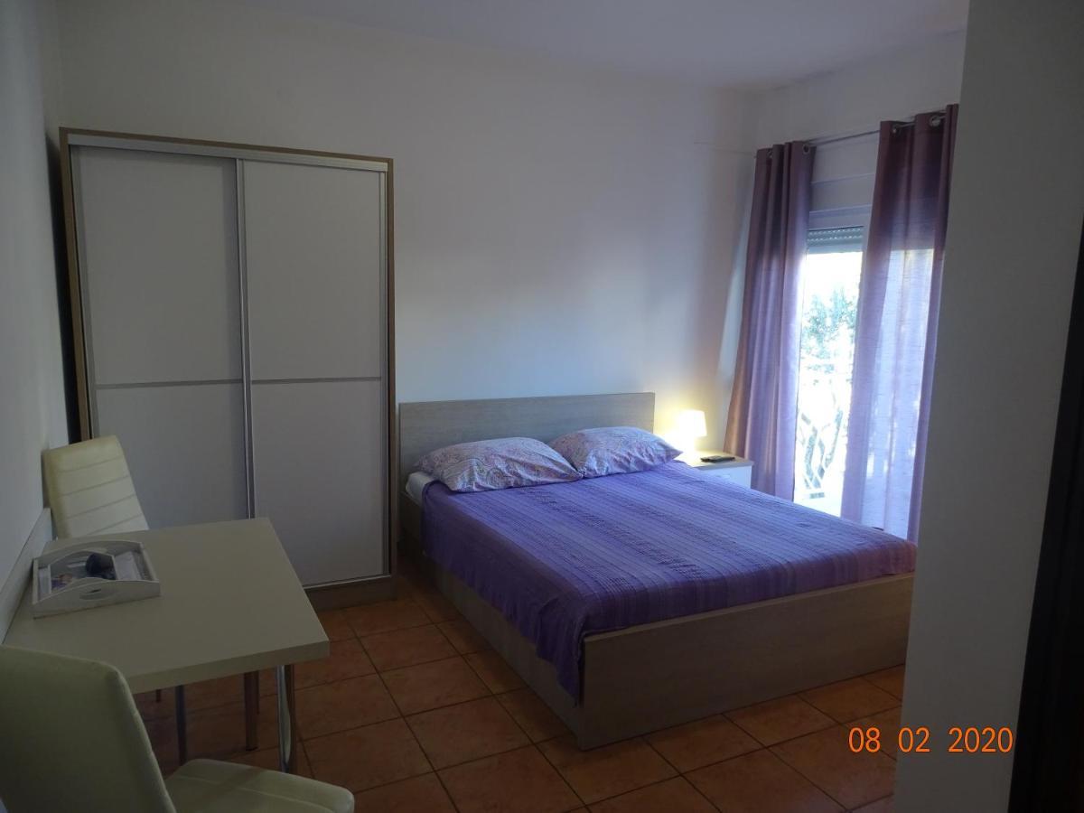 Apartments Antea & Magdalena Pirovac Esterno foto